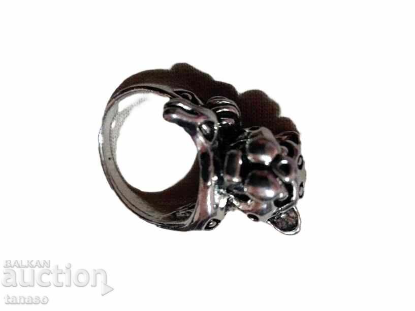 Inel bărbătesc - câine, stil rocker, heavy metal, punk cu preț € 7.00 | 13.69 BGN Inel bărbătesc - câine, stil rocker, heavy metal, punk cu preț € 7.00 | 13.69 BGN