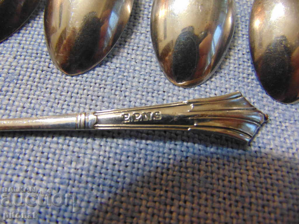 Delivery of Lot of antique silver EPNS spoons Delivery of Lot of antique silver EPNS spoons