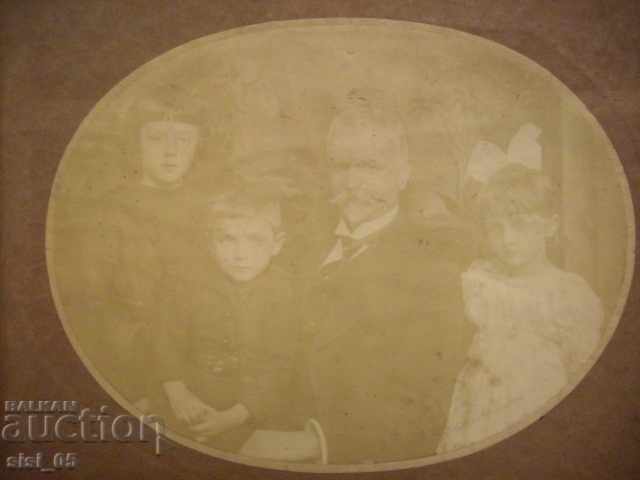 Auction Picture card big-grandfather with her grandchildren Auction Picture card big-grandfather with her grandchildren