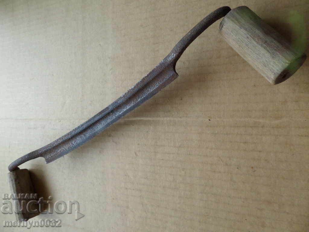 Auction Old forged ruff tool wrought iron wooden planer Auction Old forged ruff tool wrought iron wooden planer