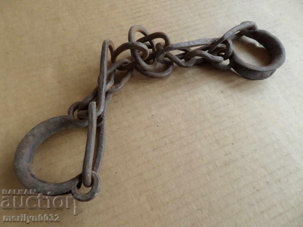 Delivery of Old hand forged beads, chains, pranks, chains