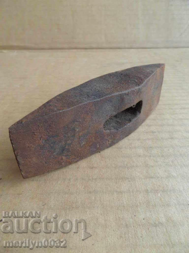 Very old hammer for cut stone over 100 years, wrought iron - 5 Very old hammer for cut stone over 100 years, wrought iron - 5