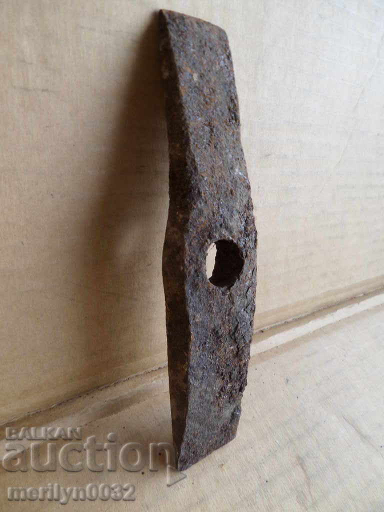 Very old hammer for cut stone over 100 years, wrought iron - 6 Very old hammer for cut stone over 100 years, wrought iron - 6
