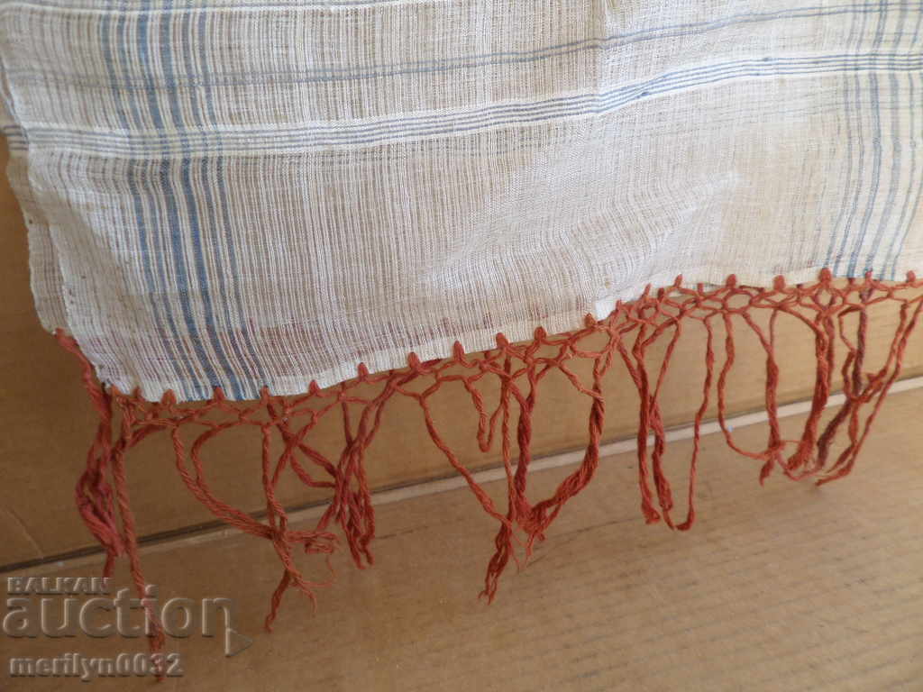 Auction An old hand-woven cloth embroidery Auction An old hand-woven cloth embroidery