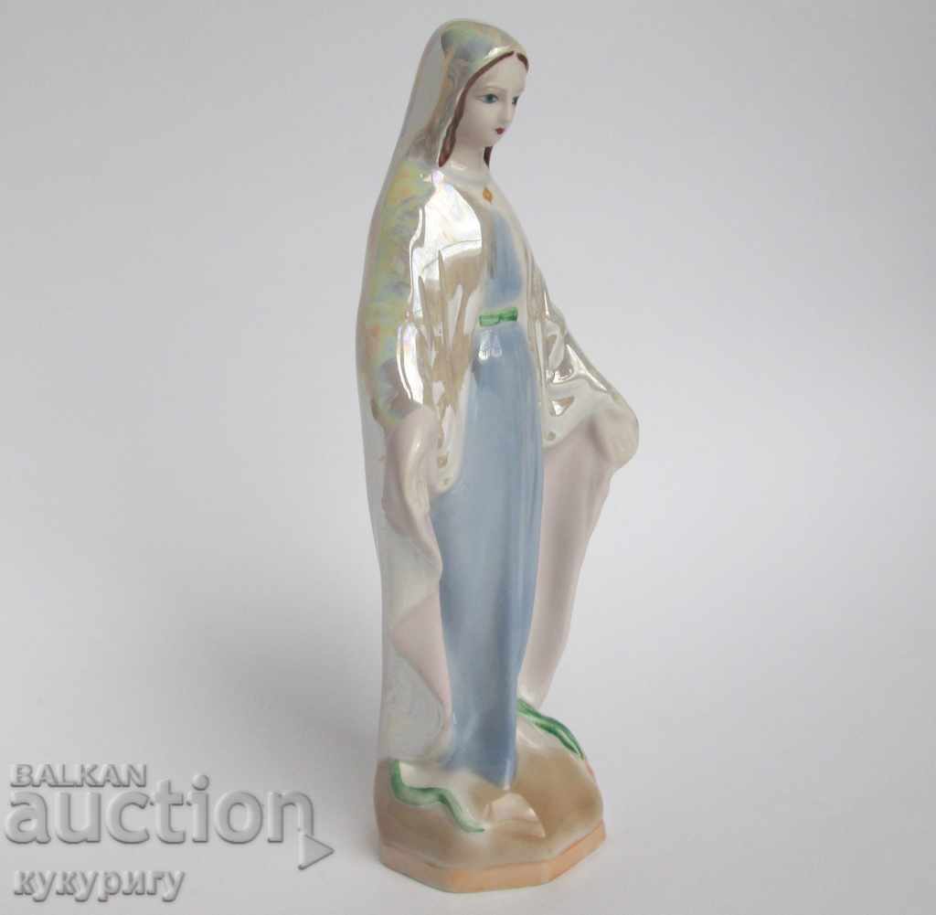 Old religious figure porcelain statue Virgin Mary with price 50.00 BGN | € 25.56 Old religious figure porcelain statue Virgin Mary with price 50.00 BGN | € 25.56