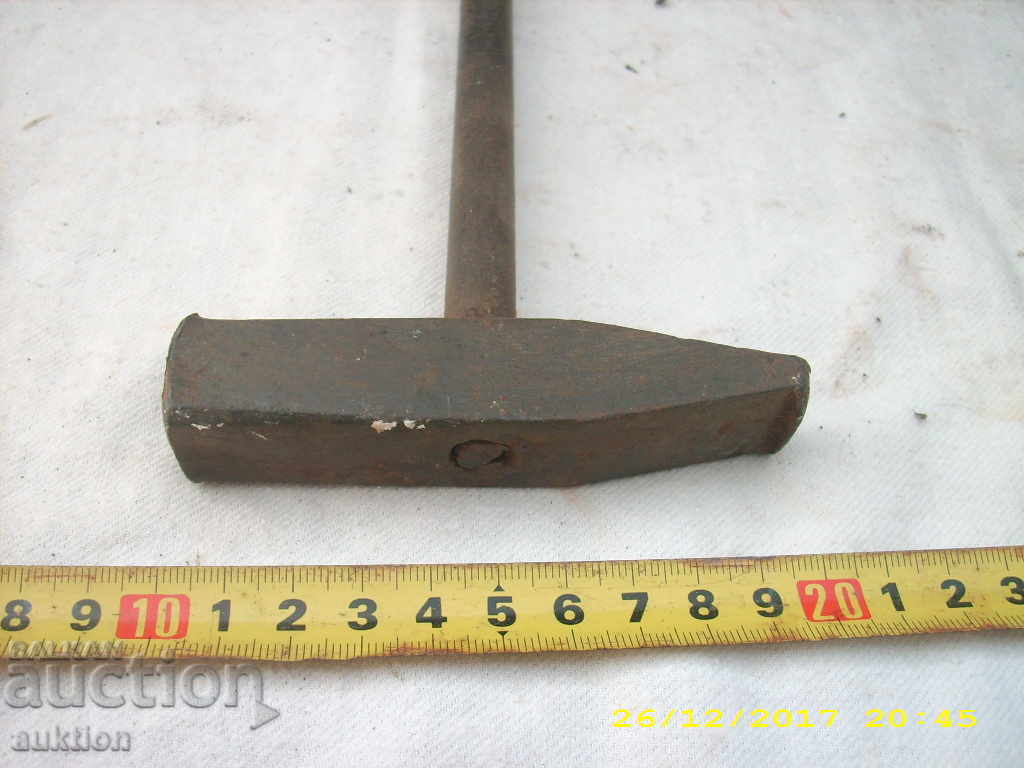 Delivery of OLD HORSES LOVE CHUCK