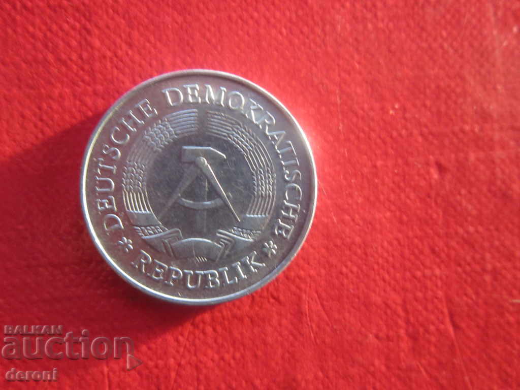 Auction 1 Mark gdr 1982 1 Make GDR Auction 1 Mark gdr 1982 1 Make GDR