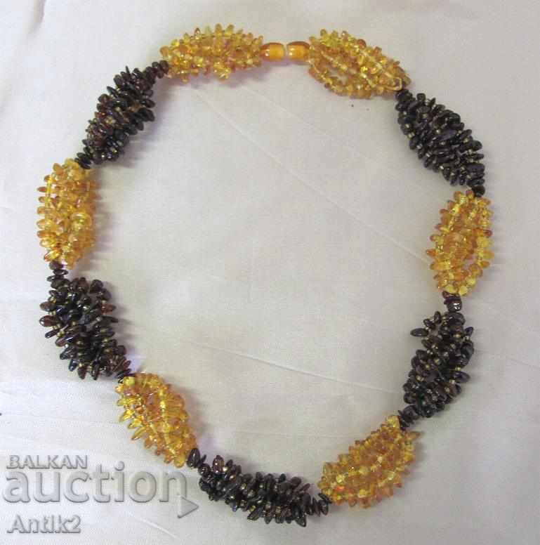 Ladies necklace - natural baltic amber with price 77.50 BGN | € 39.63 Ladies necklace - natural baltic amber with price 77.50 BGN | € 39.63