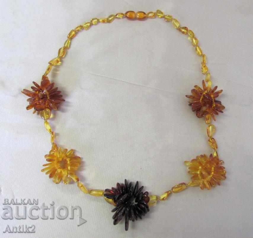 Ladies necklace - natural baltic amber with price 77.50 BGN | € 39.63 Ladies necklace - natural baltic amber with price 77.50 BGN | € 39.63