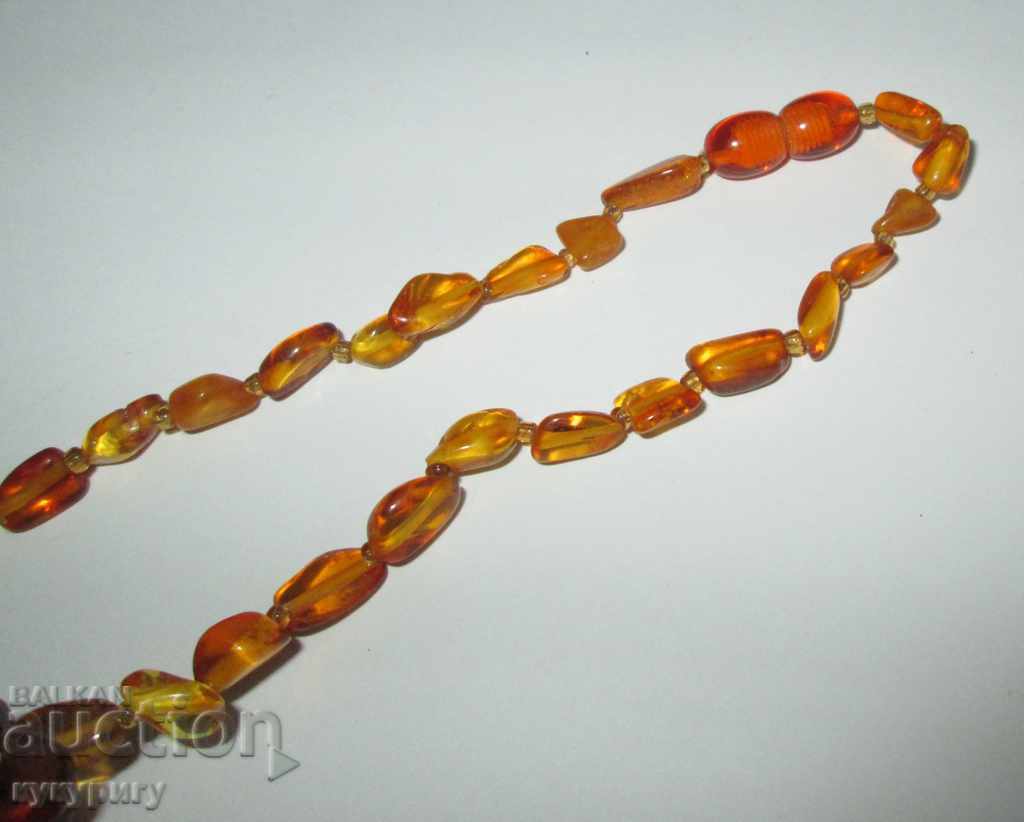 Ladies necklace necklace necklace natural amber natural with price 60.00 BGN | € 30.68 Ladies necklace necklace necklace natural amber natural with price 60.00 BGN | € 30.68