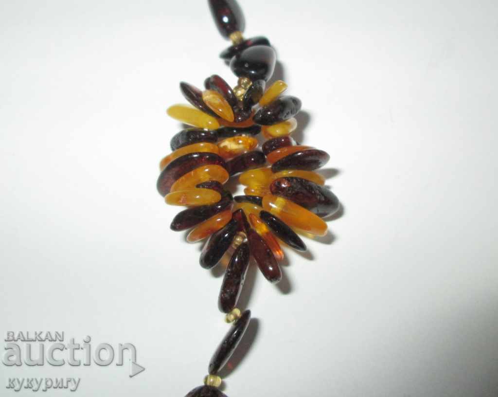 Ladies necklace necklace necklace natural amber natural with price 55.00 BGN | € 28.12 Ladies necklace necklace necklace natural amber natural with price 55.00 BGN | € 28.12