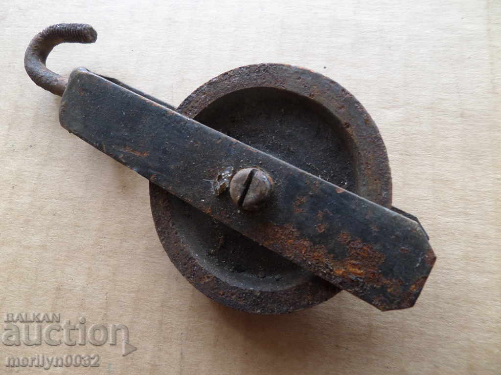 Παλιά ρολό τροχαλία σφυρήλατο σίδερο - 7 Παλιά ρολό τροχαλία σφυρήλατο σίδερο - 7