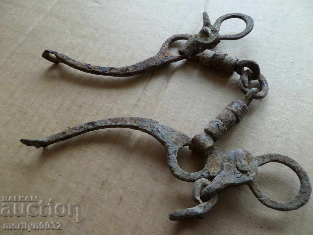 Auction Ottoman hand forged bridle, wrought iron, cavalry Auction Ottoman hand forged bridle, wrought iron, cavalry