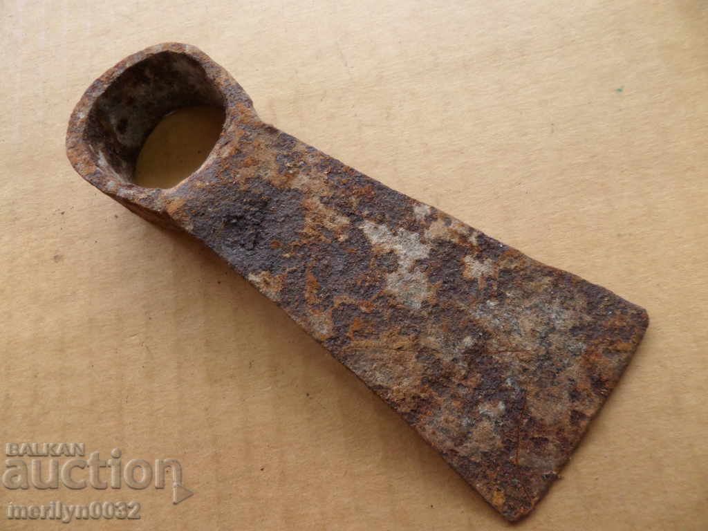 Forged chap, hoe, agricultural instrument, wrought iron with price 18.00 BGN | € 9.20