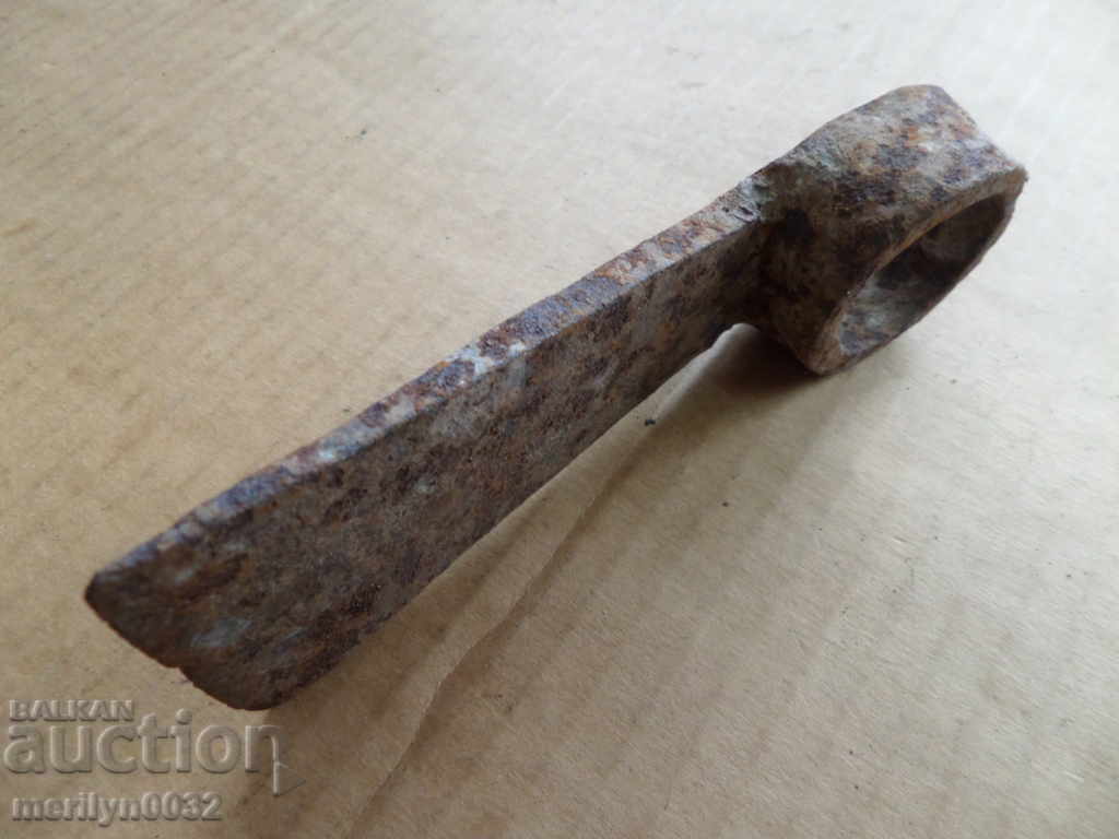 Delivery of Forged chap, hoe, agricultural instrument, wrought iron