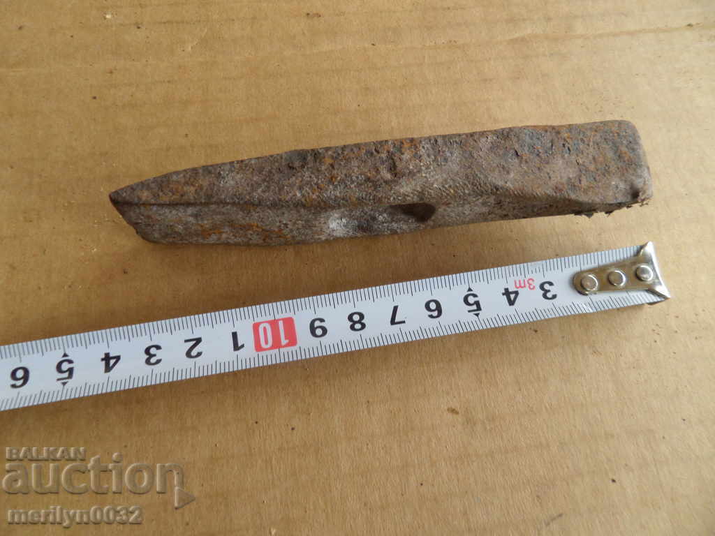 Παράδοση Παλιά έλκηθρο σφυρί, εργαλείο, αξίνα Παράδοση Παλιά έλκηθρο σφυρί, εργαλείο, αξίνα