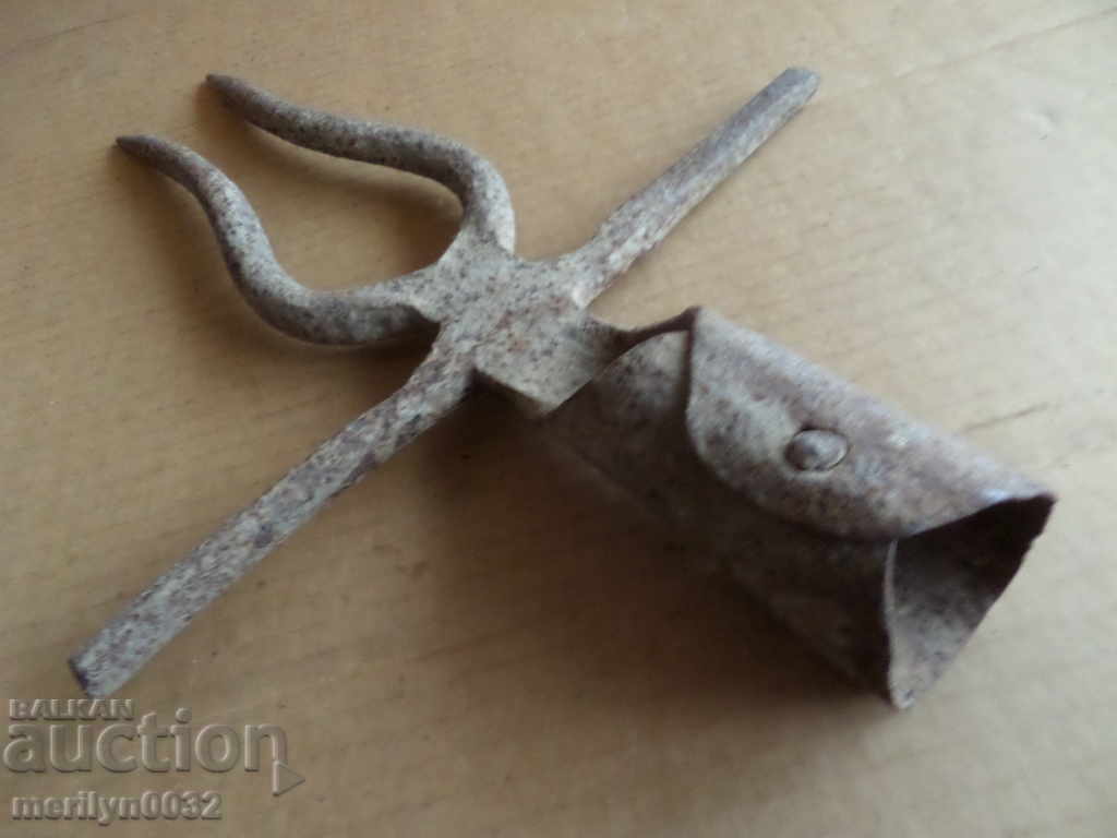 Auction Old twin forged, villa, wrought iron Auction Old twin forged, villa, wrought iron