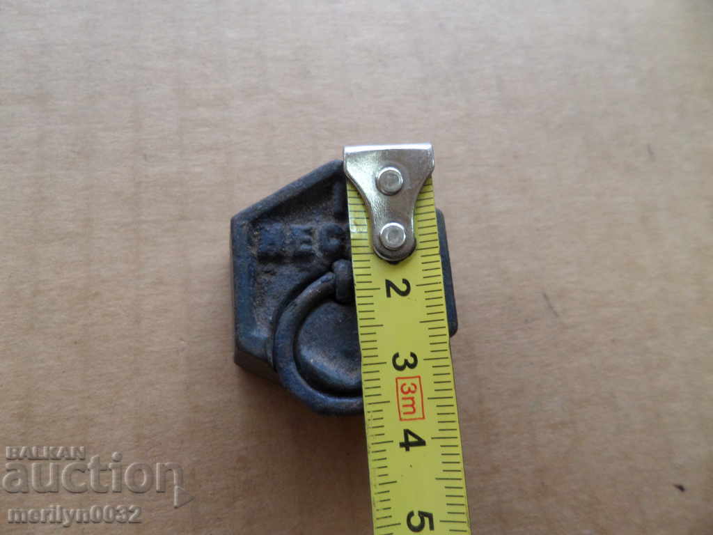 Old weighing scales, exaggeration, gram control weight - 6 Old weighing scales, exaggeration, gram control weight - 6