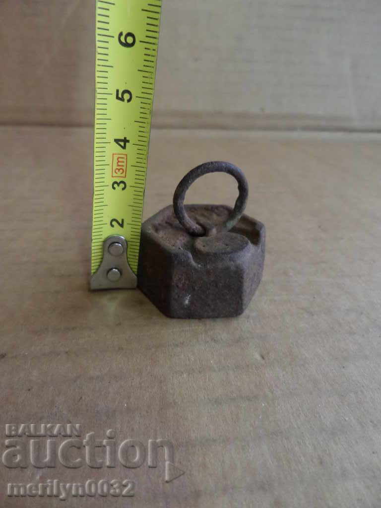 Old weighing scales, exaggeration, gram control weight - 6 Old weighing scales, exaggeration, gram control weight - 6
