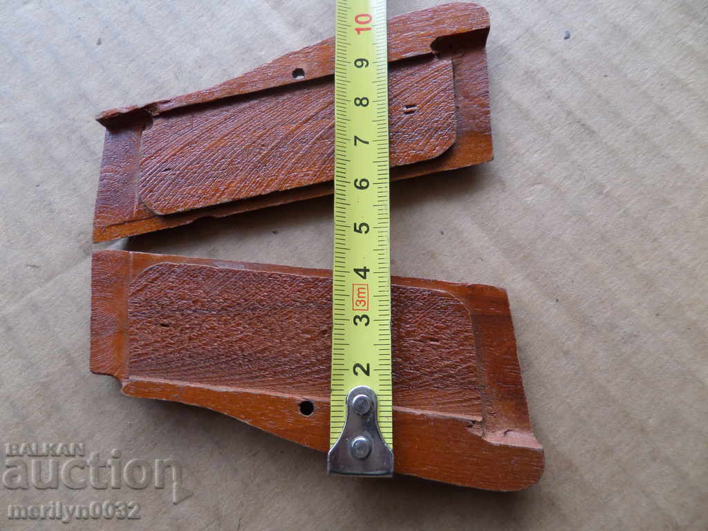 Delivery of Pistols Broken 1935 Arcus 94 RadomisVis Wood