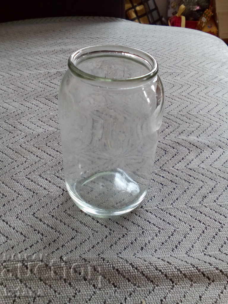 An old jar, a jar