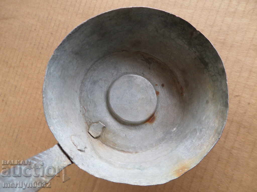 Delivery of Old copper ladle, pan, baker, copper pot, jam Delivery of Old copper ladle, pan, baker, copper pot, jam