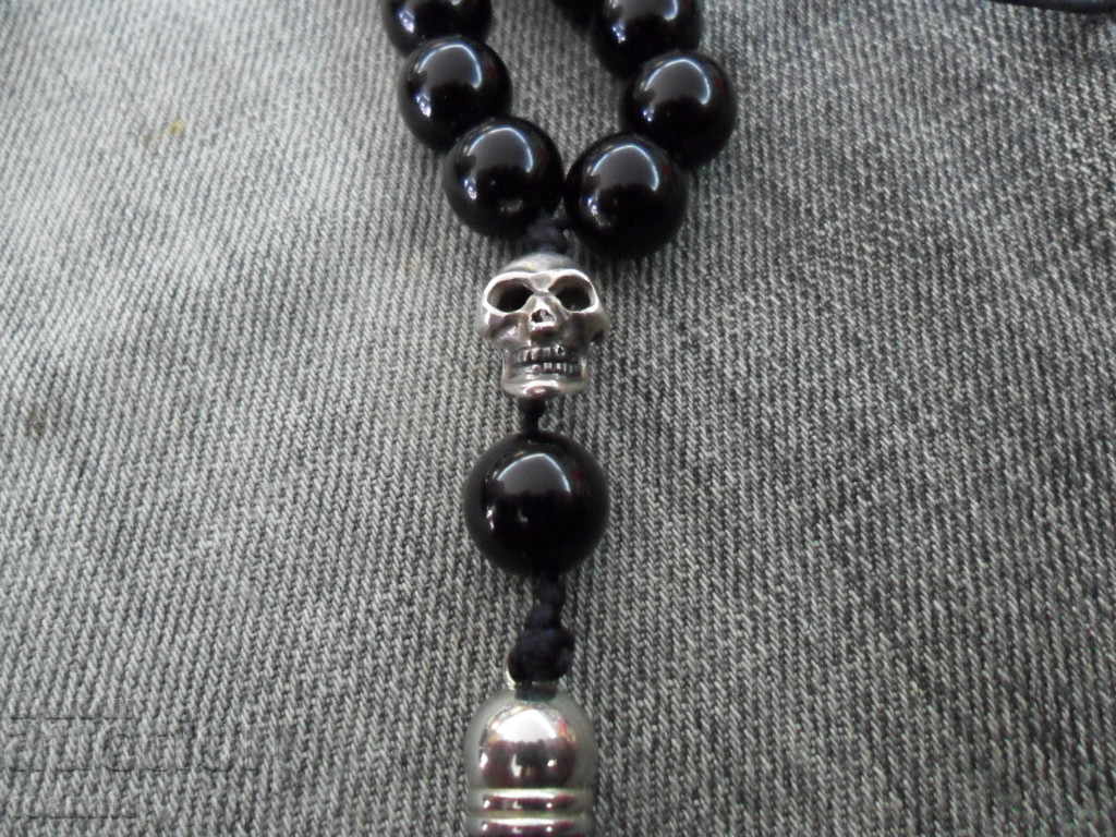 Crossbones - onyx and silver with price 99.00 BGN | € 50.62 Crossbones - onyx and silver with price 99.00 BGN | € 50.62