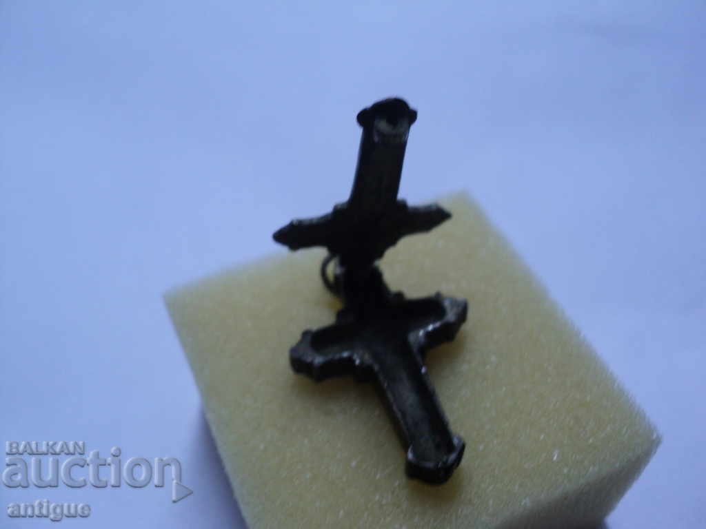 Auction  BRIDGE BIBLE CROSS