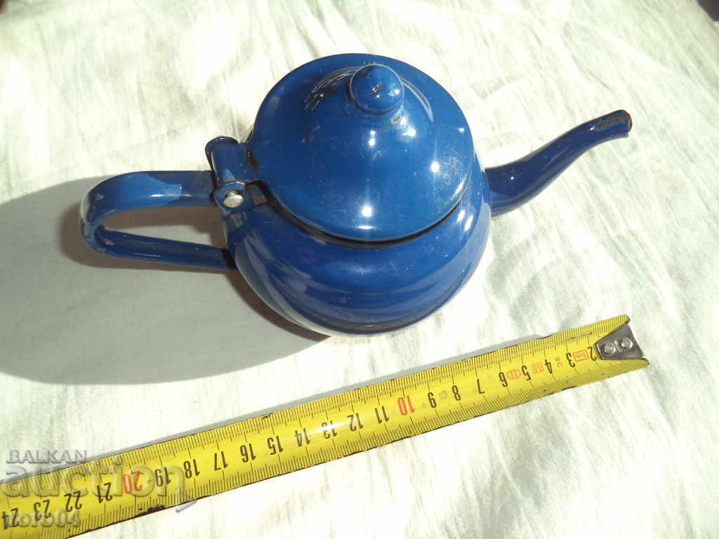 ЗЕЛЕН ЕМАЙЛИРАН ЧАЙНИК :):):) с цена 12.00 лв. | € 6.14 ЗЕЛЕН ЕМАЙЛИРАН ЧАЙНИК :):):) с цена 12.00 лв. | € 6.14