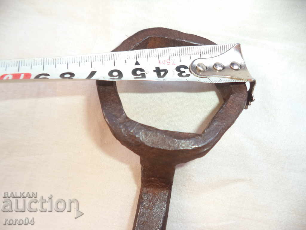 ΜΕΓΑΛΟ ΠΑΛΑΙΟ ΚΛΕΙΔΩΜΕΝΟ ΕΛΑΣΤΙΚΟ ΚΑΡΚΙΝΟ - ΤΡΟΛΕΙΑ / ΦΙΤΟΝ - 6 ΜΕΓΑΛΟ ΠΑΛΑΙΟ ΚΛΕΙΔΩΜΕΝΟ ΕΛΑΣΤΙΚΟ ΚΑΡΚΙΝΟ - ΤΡΟΛΕΙΑ / ΦΙΤΟΝ - 6