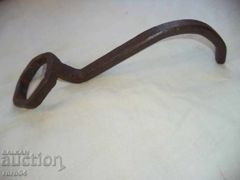 ΜΕΓΑΛΟ ΠΑΛΑΙΟ ΚΛΕΙΔΩΜΕΝΟ ΕΛΑΣΤΙΚΟ ΚΑΡΚΙΝΟ - ΤΡΟΛΕΙΑ / ΦΙΤΟΝ - 7 ΜΕΓΑΛΟ ΠΑΛΑΙΟ ΚΛΕΙΔΩΜΕΝΟ ΕΛΑΣΤΙΚΟ ΚΑΡΚΙΝΟ - ΤΡΟΛΕΙΑ / ΦΙΤΟΝ - 7