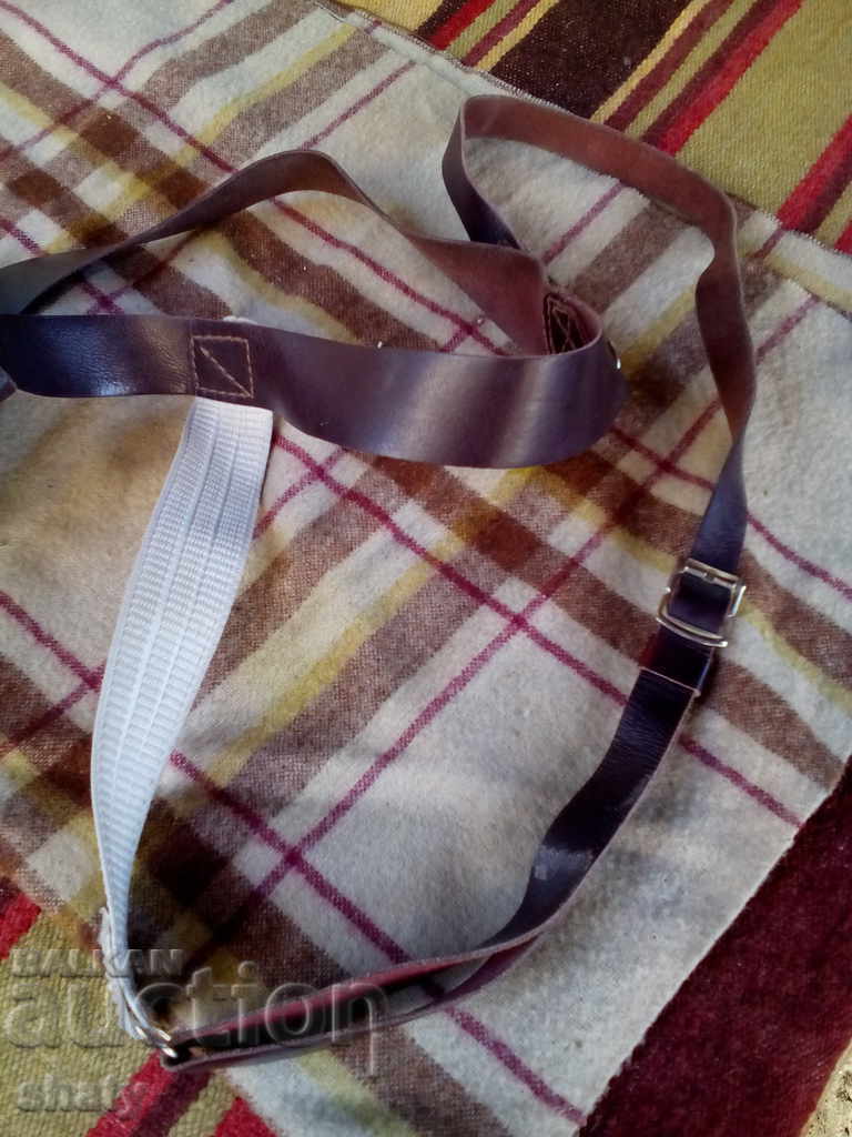 Auction Leather pistol holster. Auction Leather pistol holster.