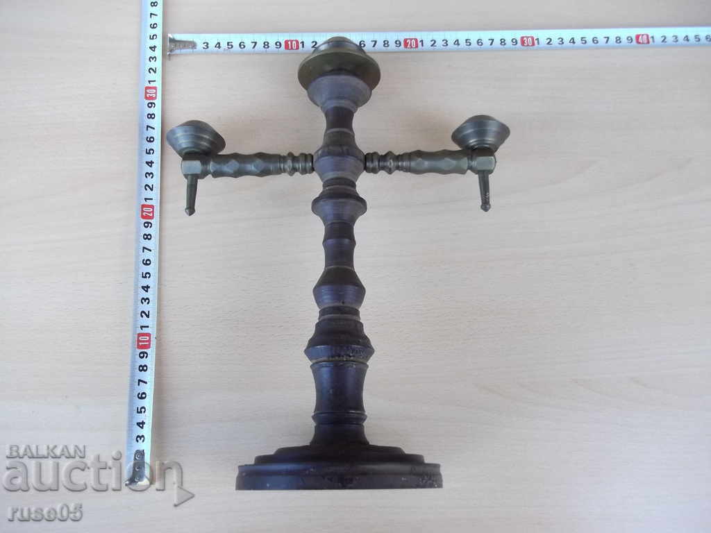 Delivery of Candlestick made of bronze and three-candle textolite Delivery of Candlestick made of bronze and three-candle textolite