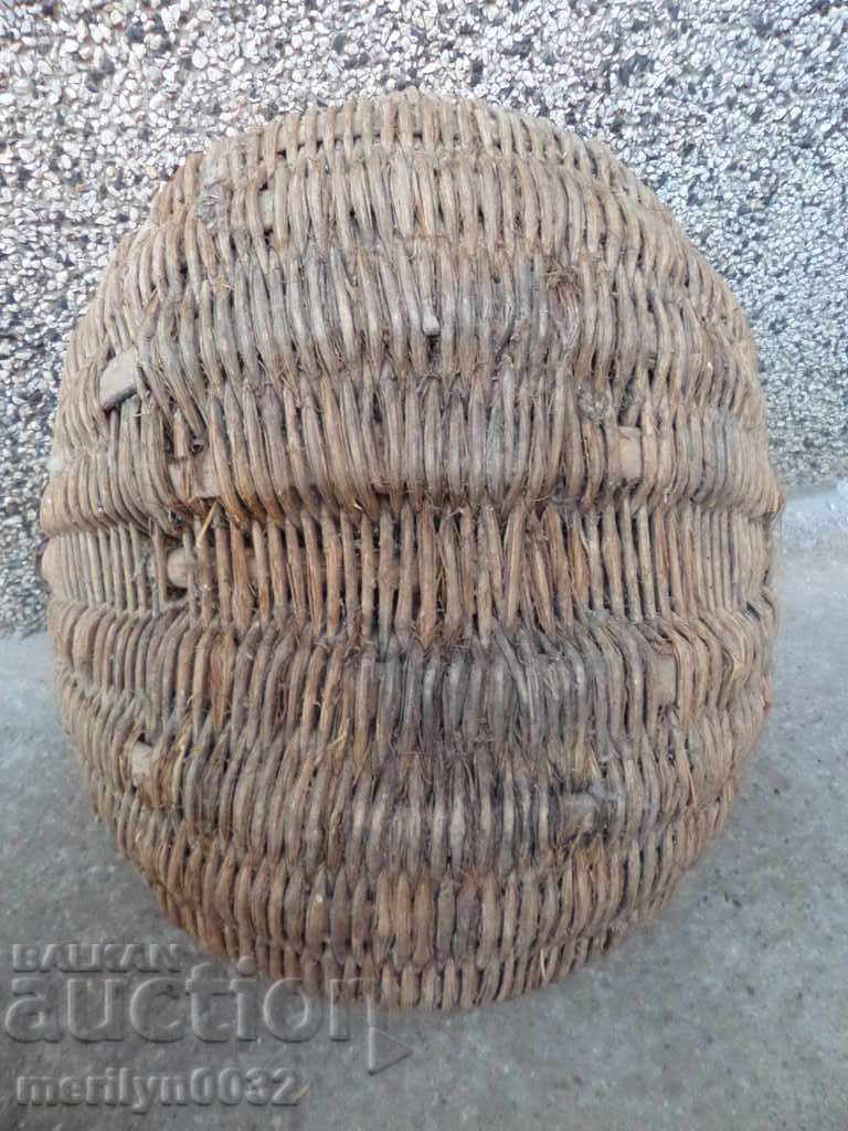 An old hand-knit basket with price 38.00 BGN | € 19.43 An old hand-knit basket with price 38.00 BGN | € 19.43