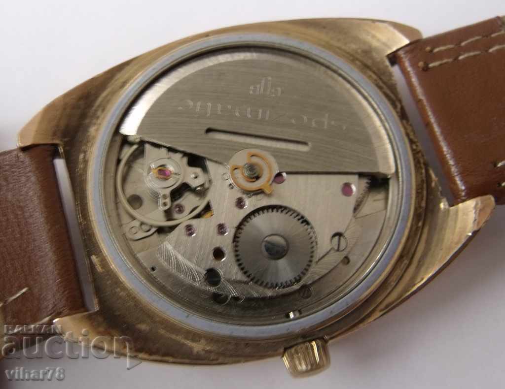 RED COLLECTION MODEL-gab-gub-glashutte - 6 RED COLLECTION MODEL-gab-gub-glashutte - 6