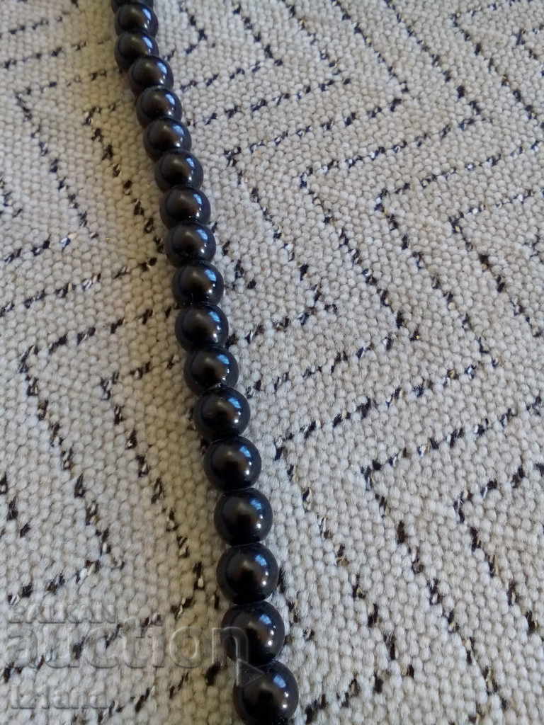 Old necklace with price 6.00 BGN | € 3.07 Old necklace with price 6.00 BGN | € 3.07