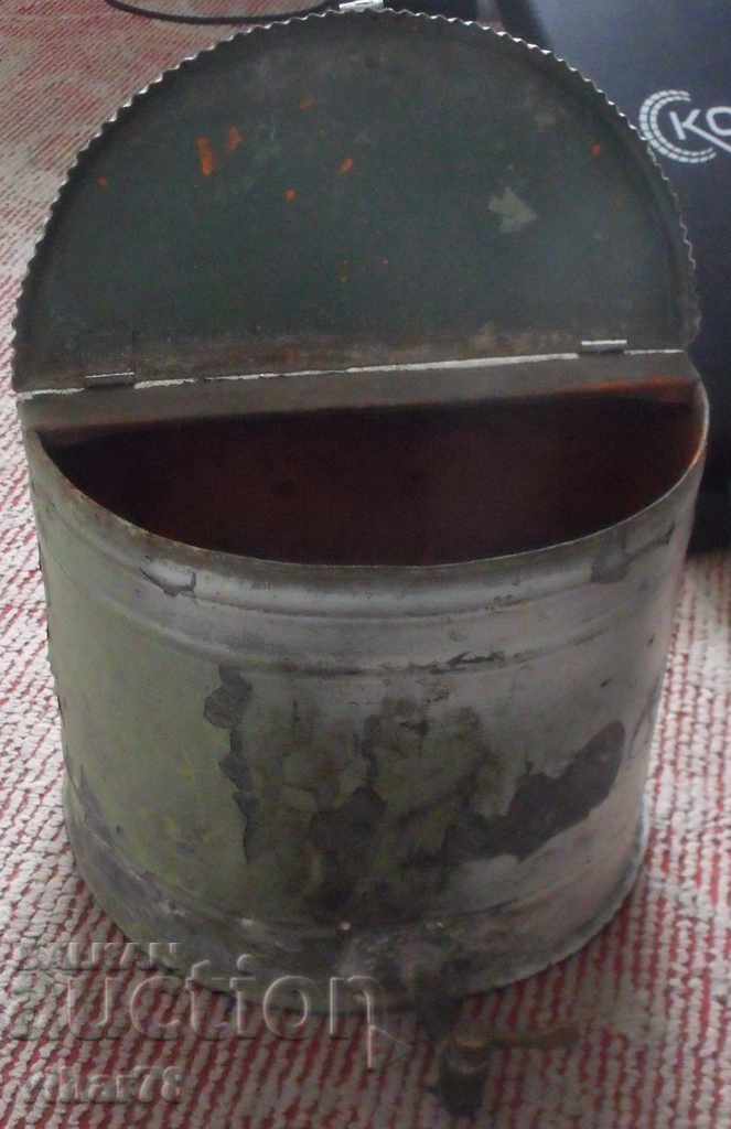 Auction  Wash-basin - water tank