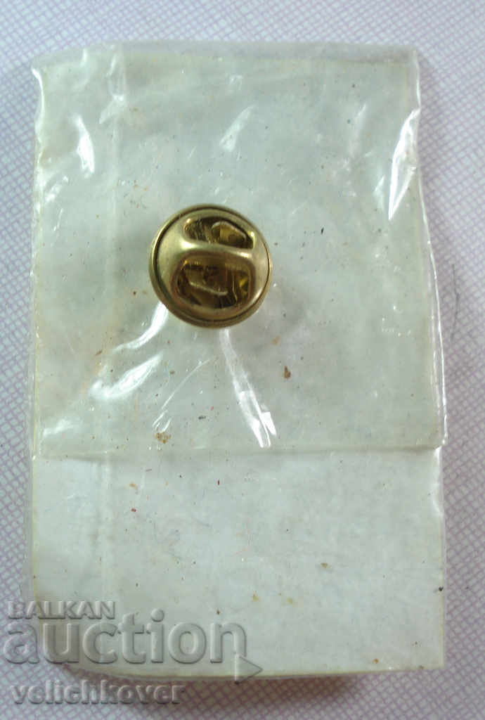 18397 Bulgaria flag Bulgarian Basketball Federation on pin with price 3.00 BGN | € 1.53