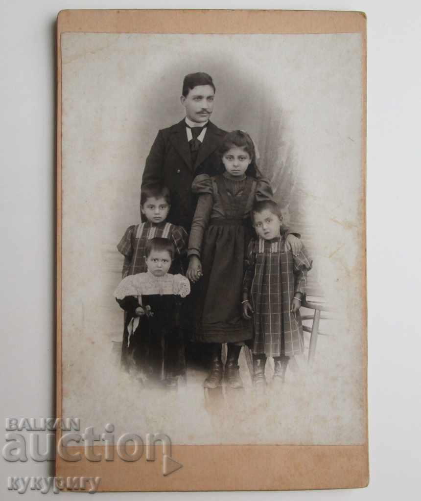 Ancient photography picture hard card Father with children