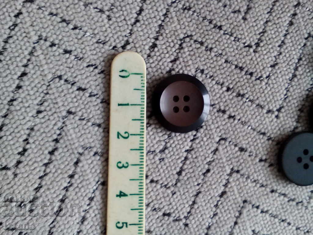 Delivery of An old button, buttons Delivery of An old button, buttons