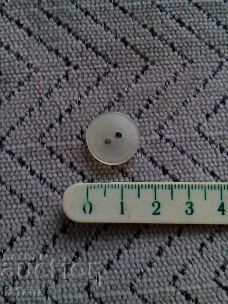 An old button, buttons - 5 An old button, buttons - 5