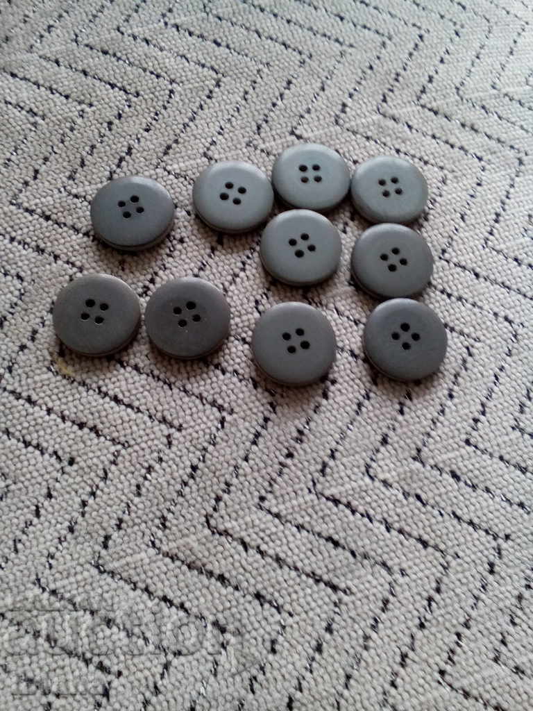 Auction An old button, buttons Auction An old button, buttons