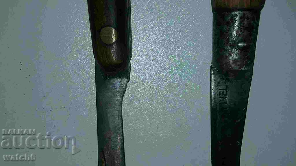 Delivery of Old pocket blades Delivery of Old pocket blades