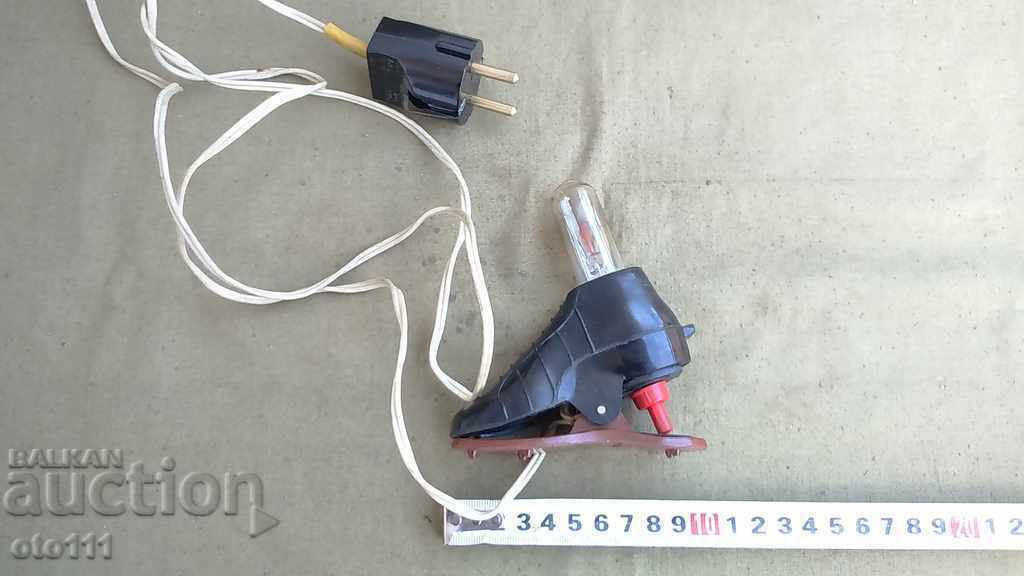 STAR BAKELITE LAMP - SHOE with price 20.00 BGN | € 10.23