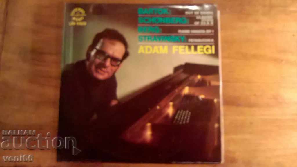 Gramophone ρεκόρ - Adam Felegi