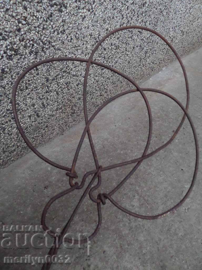 An old toe for punching rugs carpets blankets quilts with price 39.00 BGN | € 19.94 An old toe for punching rugs carpets blankets quilts with price 39.00 BGN | € 19.94