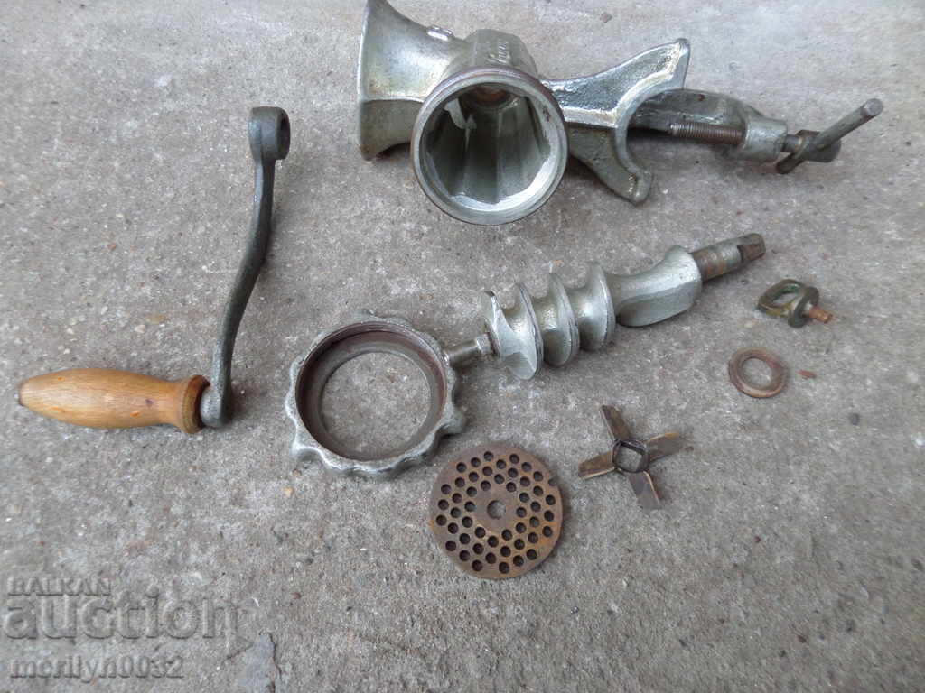 Παλιά μηχανή για να αλέσει την μηχανή κοπής κιμά - 5