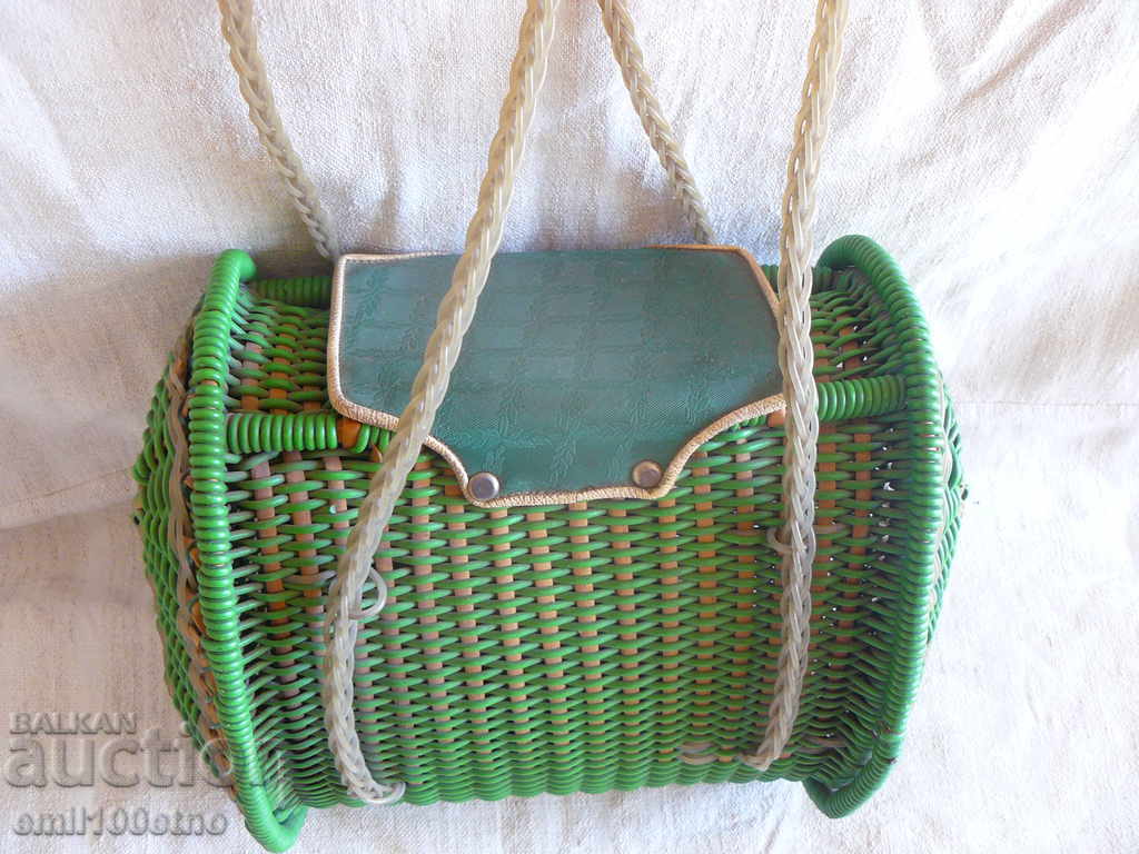 Auction Old knit bag Auction Old knit bag