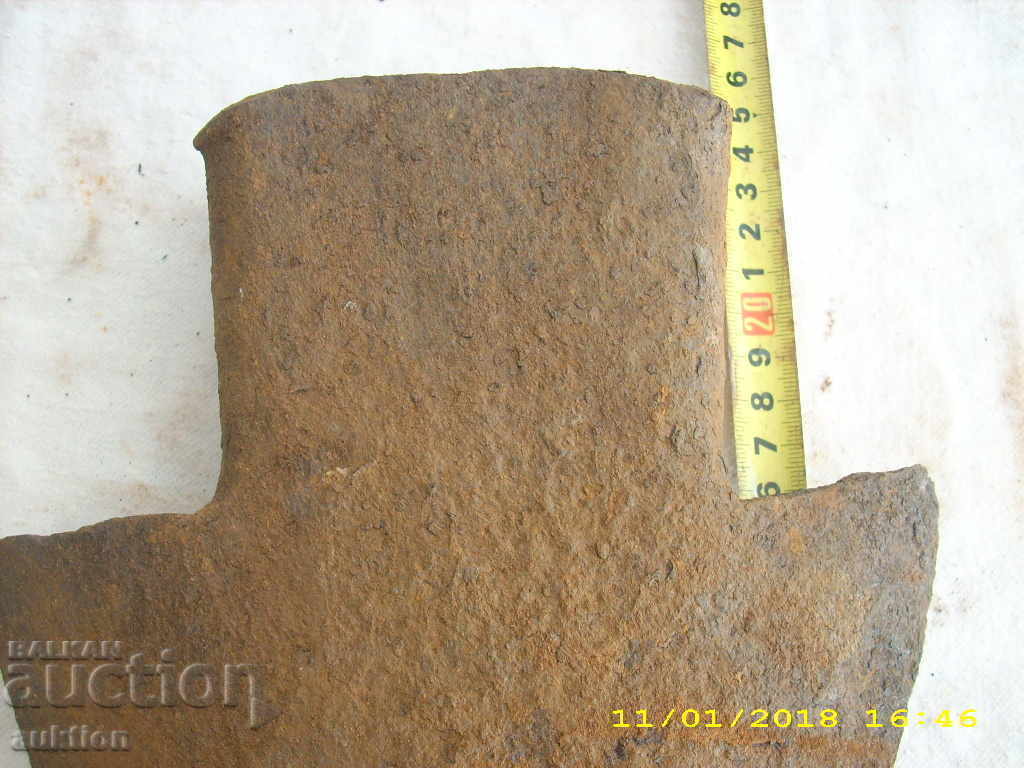 Auction  OLD FORGED PLOW, PLOW PLOW