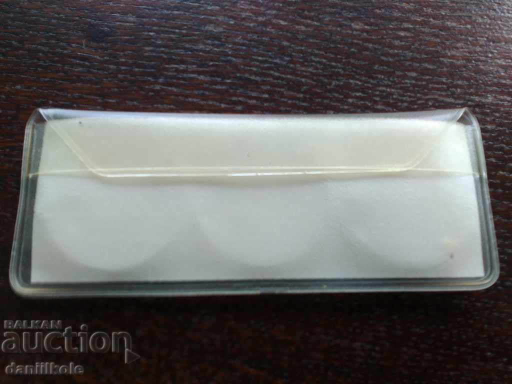 * $ * Y * $ * LOT 3 OLD KOLEKCIA COLLECTION - BOTEW REDS * * * Y * $ * with price 9.00 BGN | € 4.60 * $ * Y * $ * LOT 3 OLD KOLEKCIA COLLECTION - BOTEW REDS * * * Y * $ * with price 9.00 BGN | € 4.60